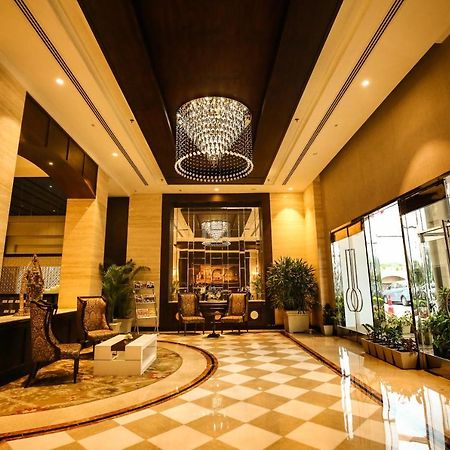 Golden Galaxy Hotels And Resorts Delhi  Exterior foto