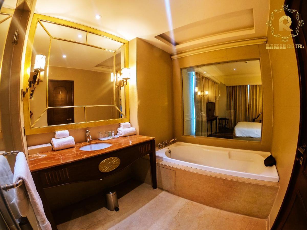Golden Galaxy Hotels And Resorts Delhi  Exterior foto
